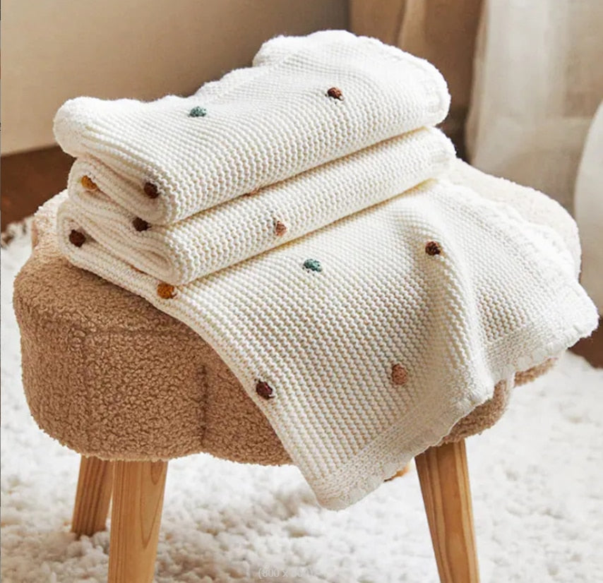 100cm x 70cm Nordic Pompom Soft Blanket