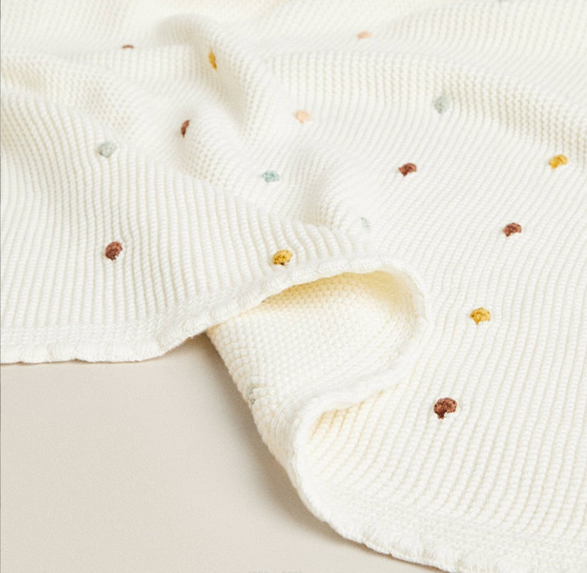 100cm x 70cm Nordic Pompom Soft Blanket