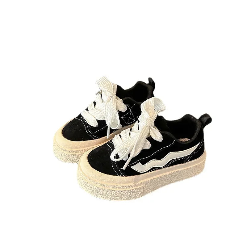 Lace up Canvas Trainer