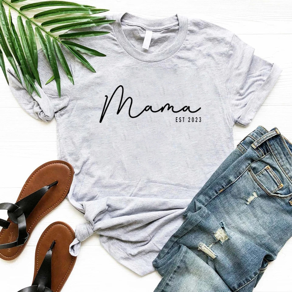 Mama Est T-Shirt