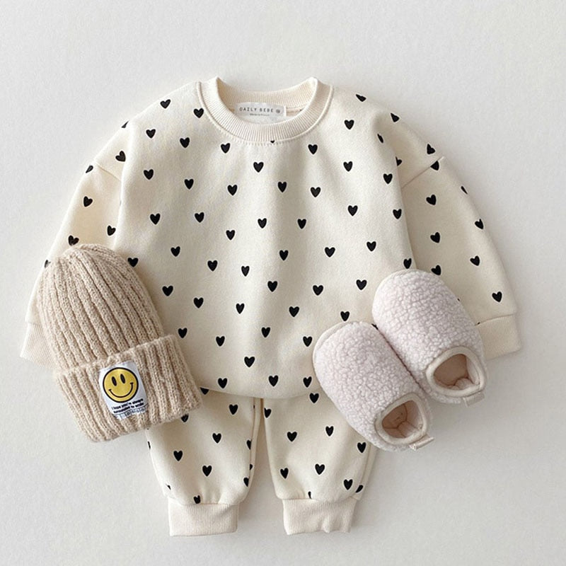 Heart patterned 2 piece set.